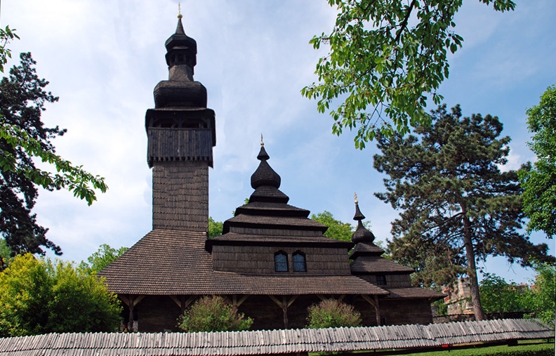 деревянная церковь Ужгородского музея